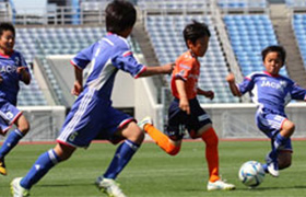 JA ZEN-NOH Chibi-lympics eight-a-side soccer for elementary school students